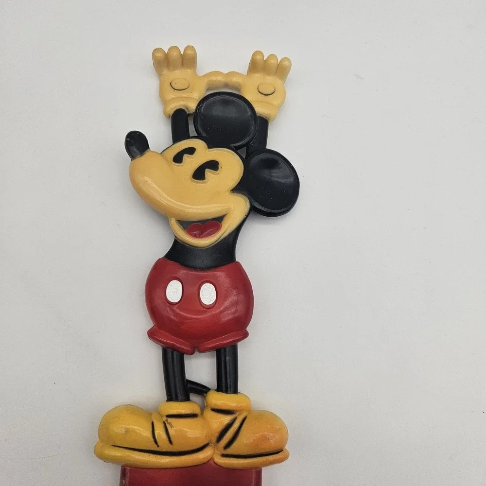 Vintage Walt Disney World Mickey Mouse Back Scratcher Souvenir‎ Plastic Taiwan